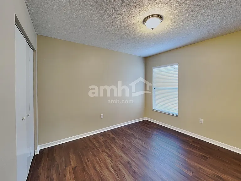 7831 Chadwick Dr — Photo 19