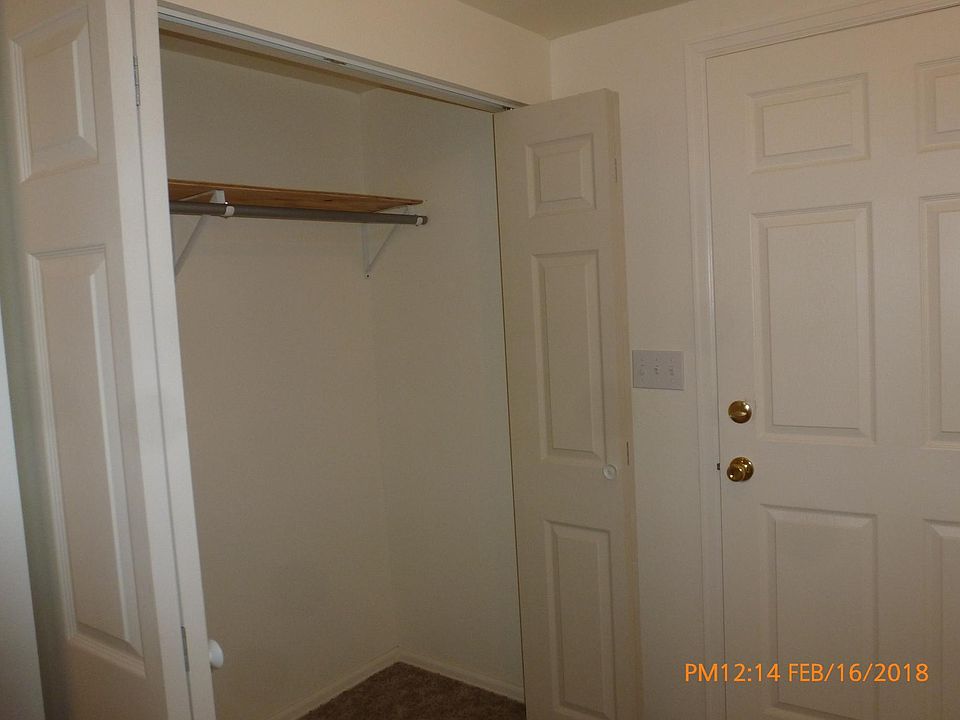 Living room closet & entrance
