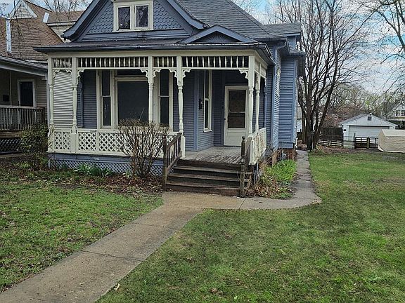 2nd image of 1706 N Wisconsin Ave