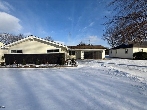 2nd image of 1101 Orchard Park Dr
