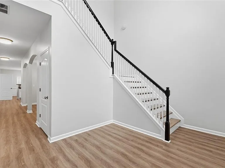 2148 Splitrail Trl — Photo 7