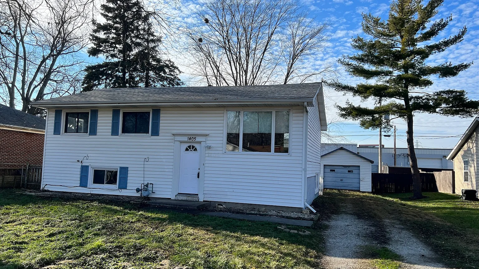 1405 Mittendorf Dr photo 1