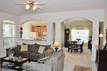 4th image of 9103 Stoneleigh Dr