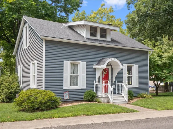 423 S Chestnut St, Collinsville, IL 62234