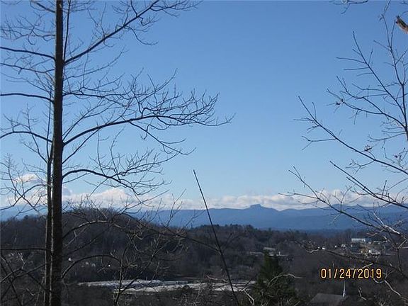 5th image of 1725 Songbird Ct
