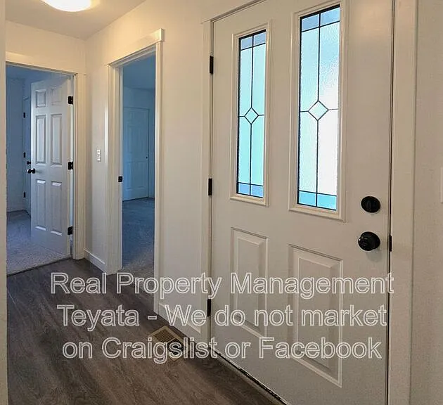 6270 Fernridge Dr — Photo 3