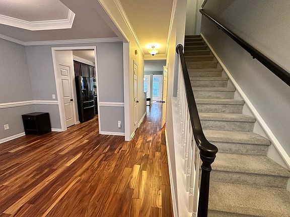 4th image of 253 Horizon Cir