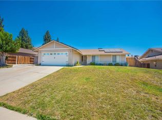 2905 Pepper St, Highland, CA 92346