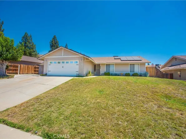2905 Pepper St, Highland, CA 92346