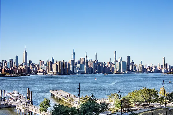 Rented by Compass | media 17