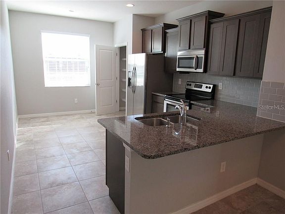4th image of 6500 Boxgrove Dr