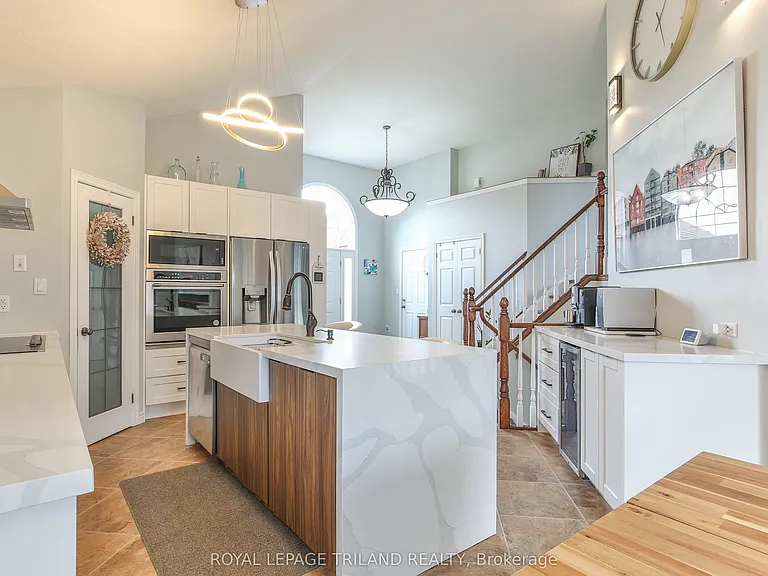 41 Owen Ct — Photo 14