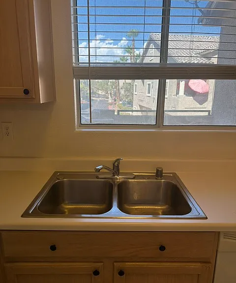 2100 Gravel Hill St #202 — Photo 7