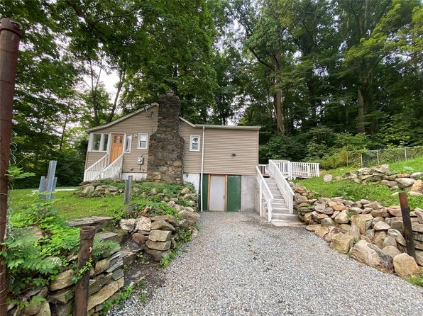 23 Barrett Hill Rd