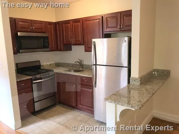 5 Craigie Cir, Cambridge, MA
