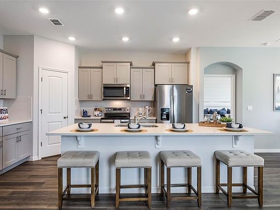7th image of this home