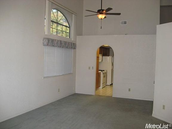 5th image of 1562 Taggart St