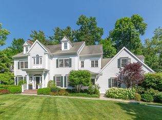 123 Valley Dr, Greenwich, CT 06831