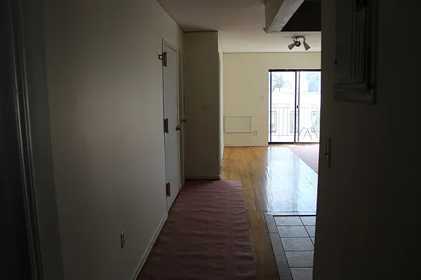 Rented by Premier Metro Realty Corp | media 23