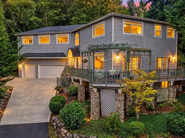 12117 Clearview Drive, Edmonds, WA 98026