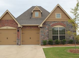 3309 W Oakland St N, Broken Arrow, OK 74012