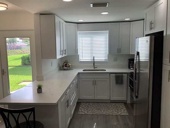 3rd image of 2965 Crosley Drive #J