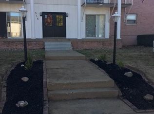 316 S Ridgewood Dr APT C, Chillicothe, IL 61523