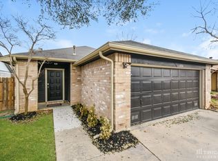11314 Hatchet Pass Dr, San Antonio, TX 78245