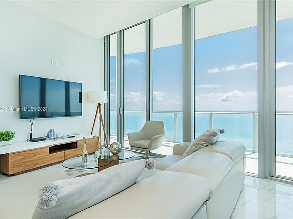 5th image of 4111 S Ocean Dr #Uph1