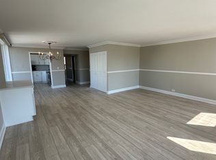 1400 N State Pkwy APT 18A, Chicago, IL 60610
