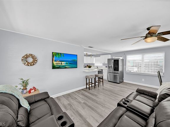 2nd image of 16890 Banyon Dr