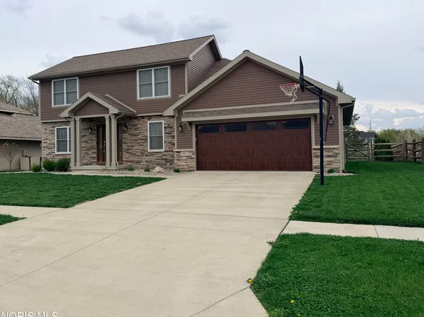 947 Heather Ct, Bowling Green, OH 43402