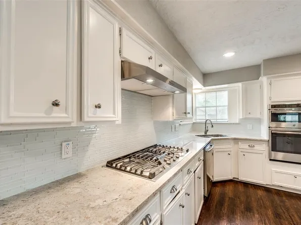 13823 Ivymount Dr, Sugar Land, TX 77498