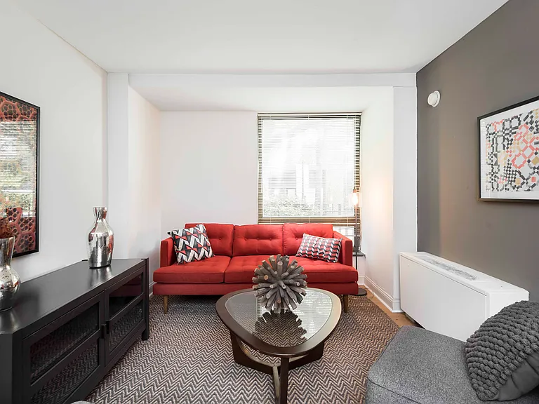 Orlowitz Residences — Photo 13