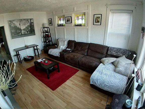 5th image of 4467 Grace Ave