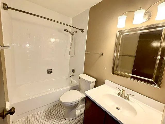 183 N Waters Edge Dr W #301 — Photo 20