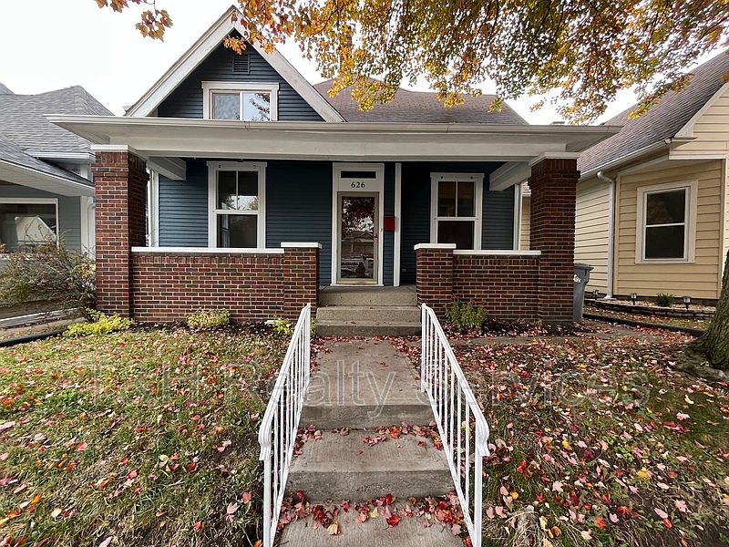 1st image of 626 Parkway Ave