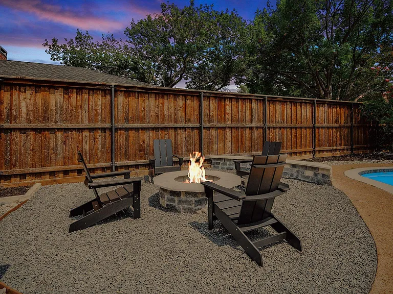800 High Meadow Dr — Photo 42