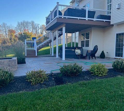 3rd image of 4148 Crescent Dr