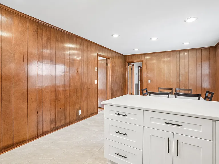 6609 Beacon Ln — Photo 32