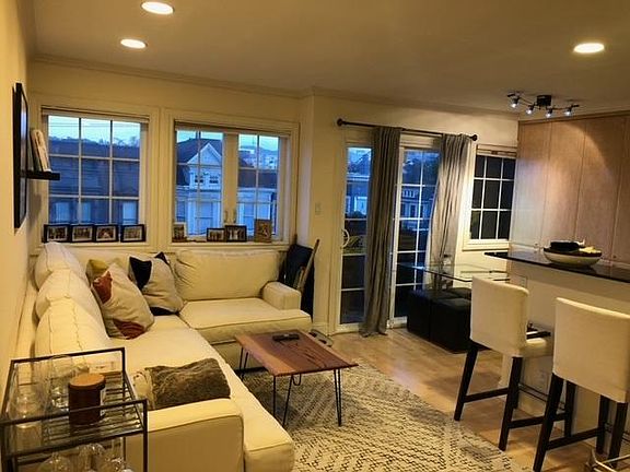 2nd image of 3070 California St #301