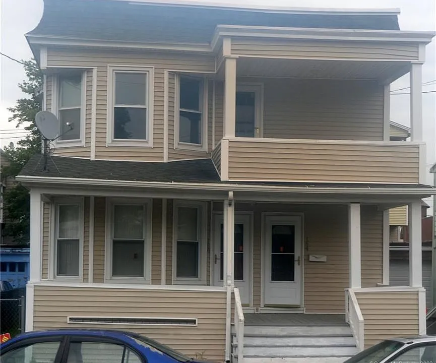 166 Dewey St #1