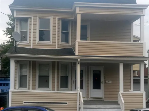 166 Dewey St #1, Bridgeport, CT 06605