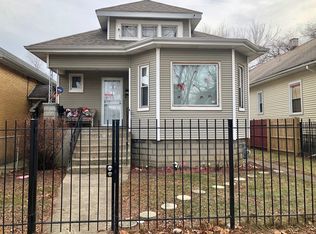 11915 S Yale Ave, Chicago, IL