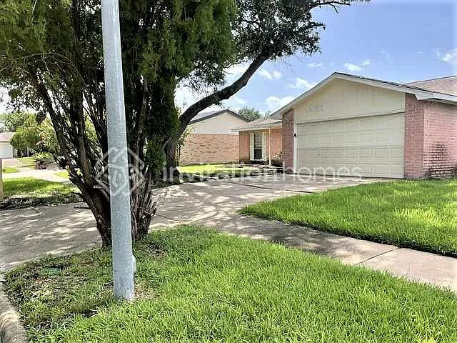 14307 Branchwater Ln — Photo 1
