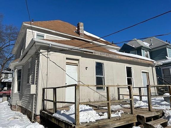 2nd image of 2412-2414 E Jules St