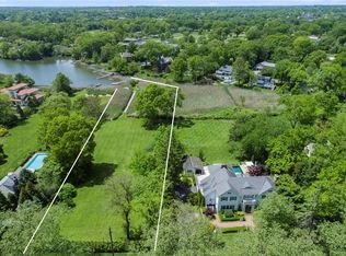 1011 Greacen Point Rd, Mamaroneck, NY 10543