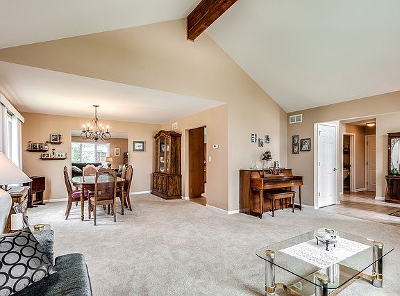 3rd image of 9621 Witham Ln