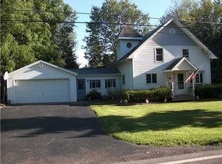 1063 Peck Rd, Hilton, NY 14468