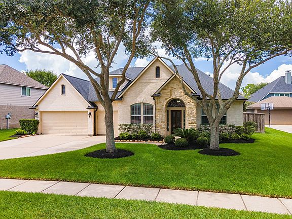 5th image of 5307 Blue Cypress Ln